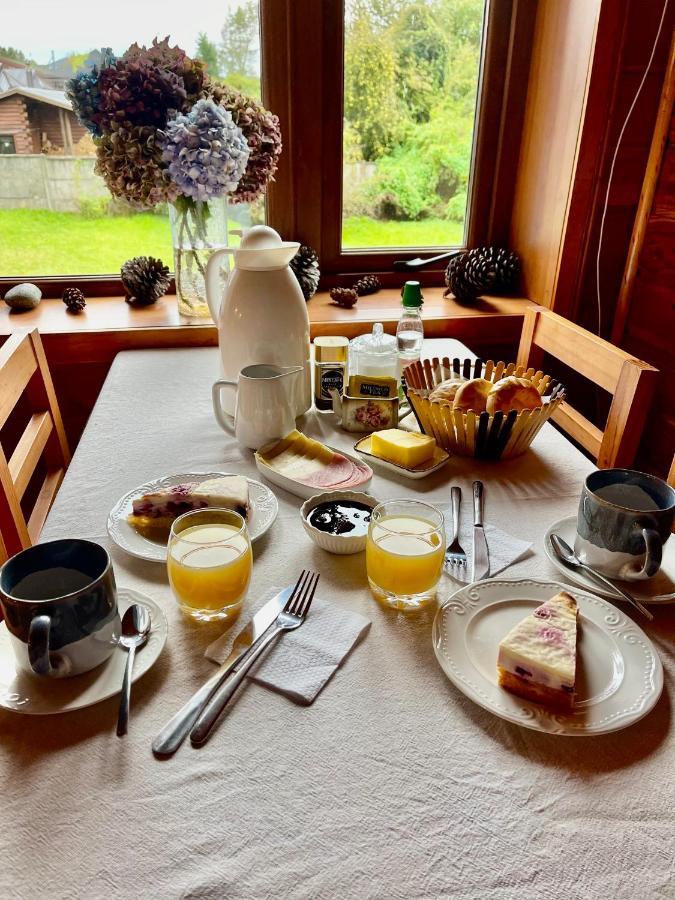 Hostal Das Hause Пуерто Варас Екстериор снимка